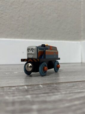 Wooden Den - Thomas & Friends